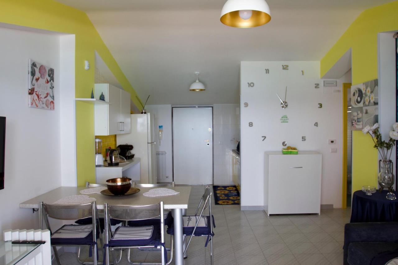 La Mansarda Apartment Marina di Gioiosa Ionica Bagian luar foto